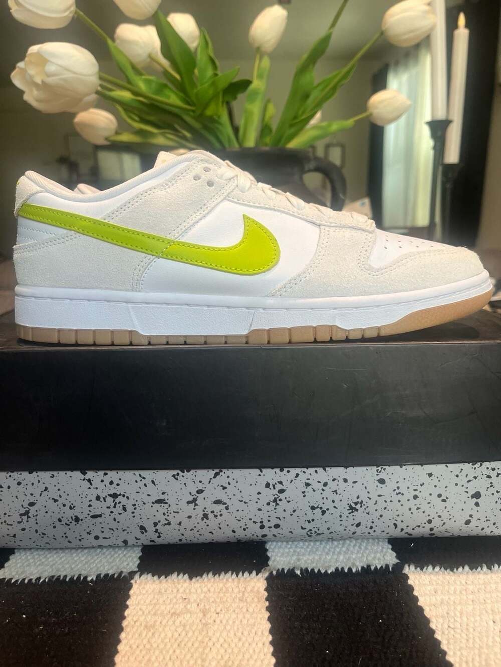 Nike Dunk Low 'Bright Cactus' (HJ7335-133)
10.5 women/ 9 men brand new